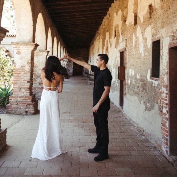 Show me your Mumu Godshaw Goddess Gown - Picture 6 of 8